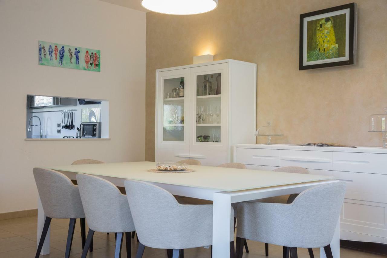 Luxury Villa Spa Mondello Buitenkant foto